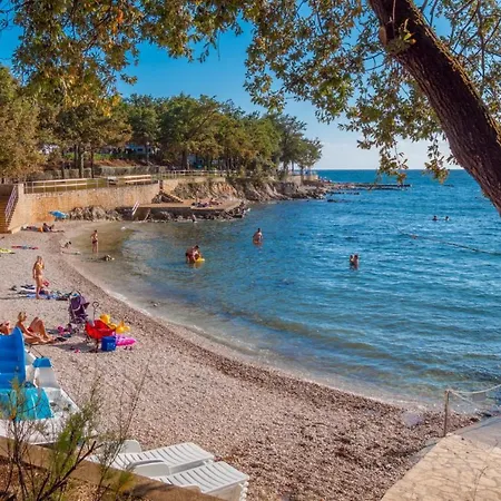 Boric Mobile Homes In Bijela Uvala And Zelena Laguna Campingplatz Poreč