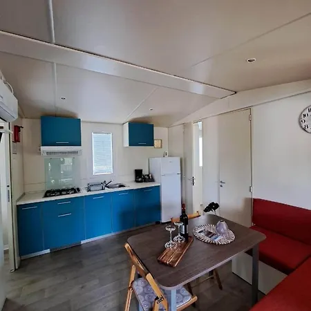 אתר קמפינג Boric Mobile Homes In Bijela Uvala And Zelena Laguna