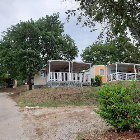 Boric Mobile Homes In Bijela Uvala And Zelena Laguna